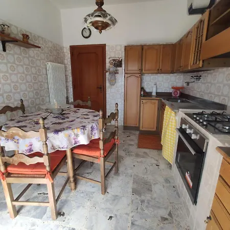 San Lazzaro 81 * Marina dʼAndora