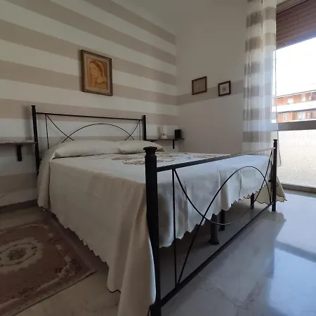 Lejlighed San Lazzaro 81